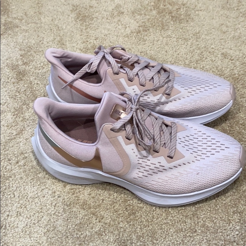 Nike Zoom Winflo Pink and Rose Gold Tennis Shoes